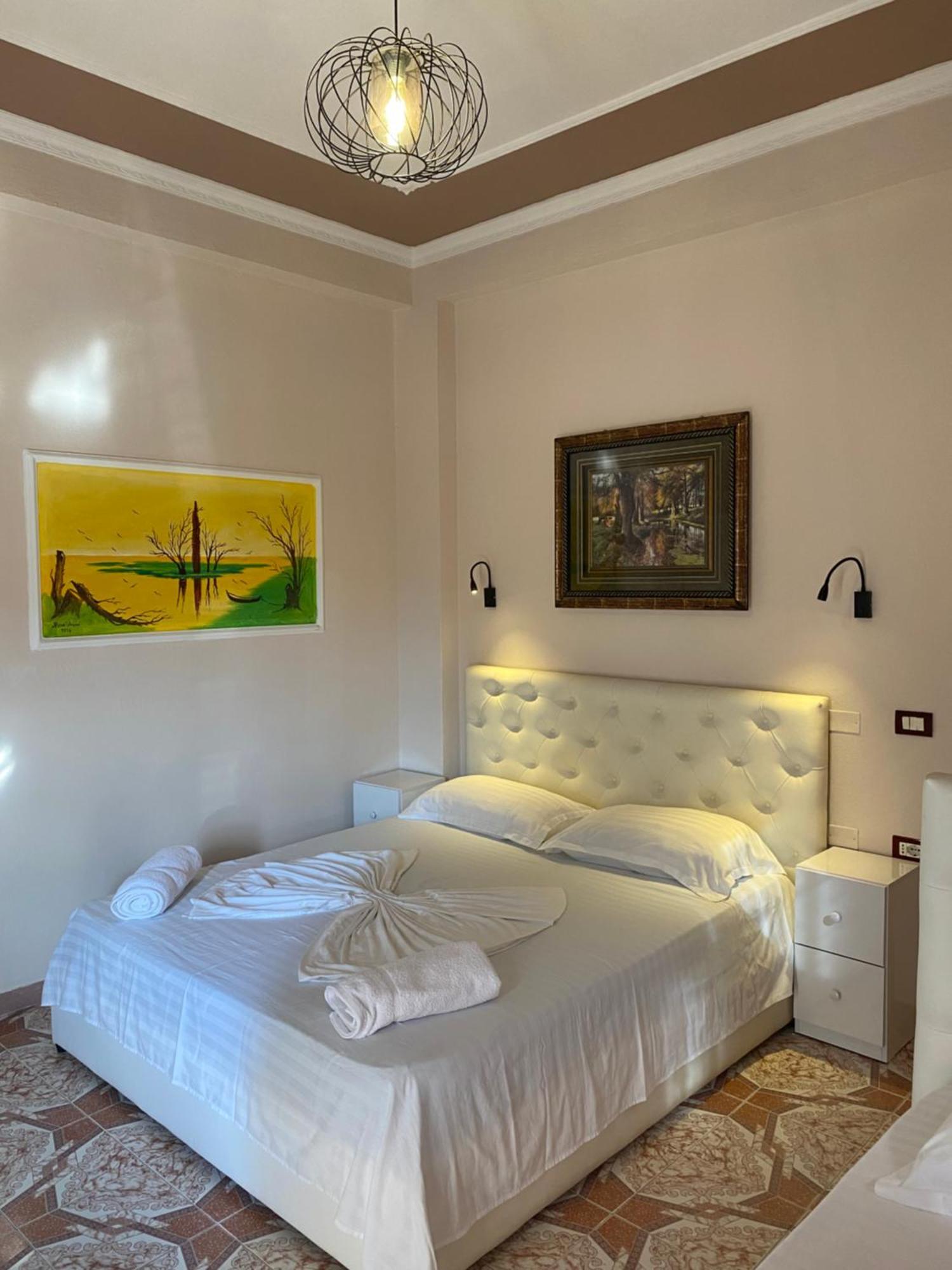 Bliss Boutique Hotel Durrës Exteriör bild