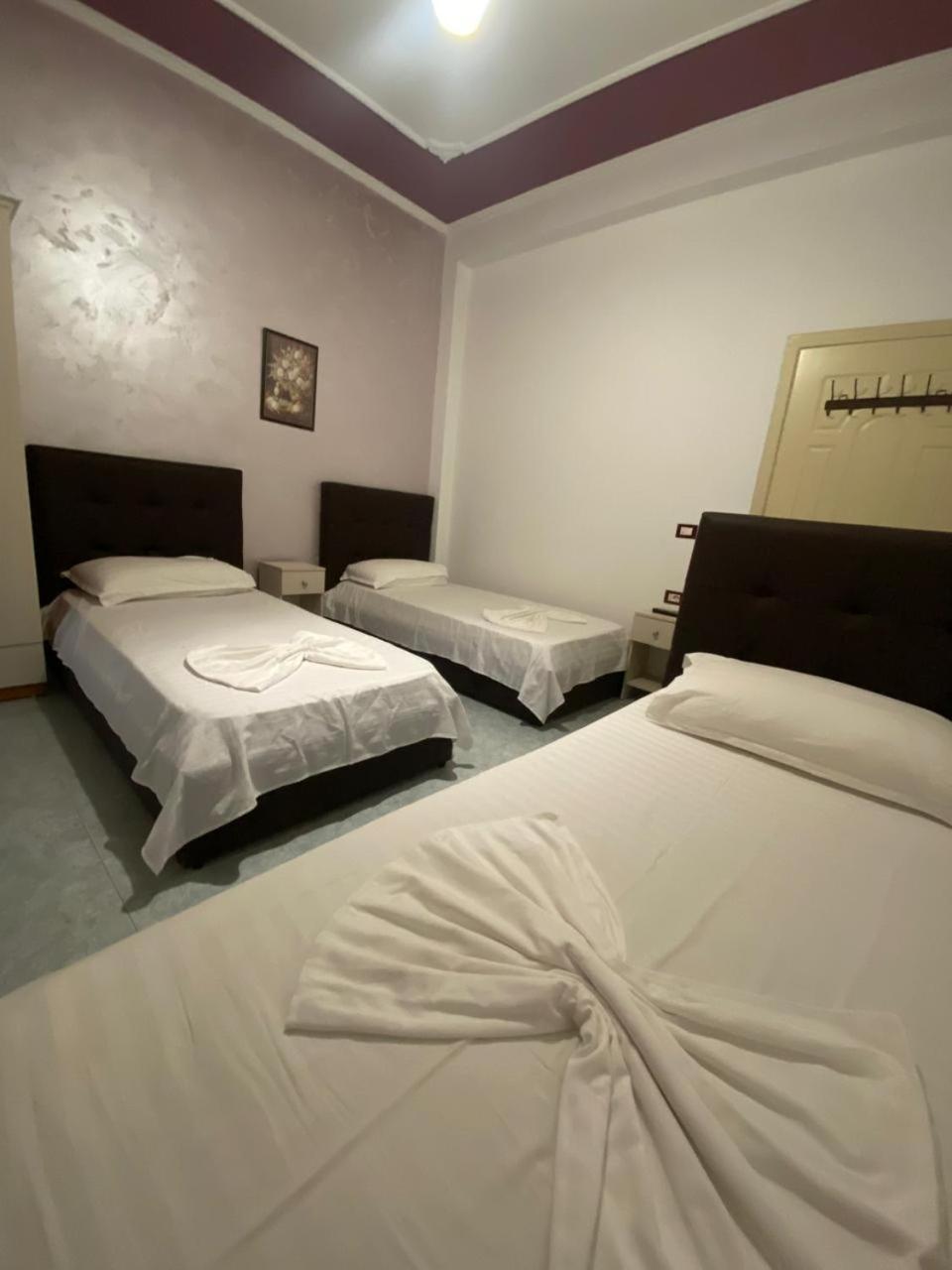 Bliss Boutique Hotel Durrës Exteriör bild