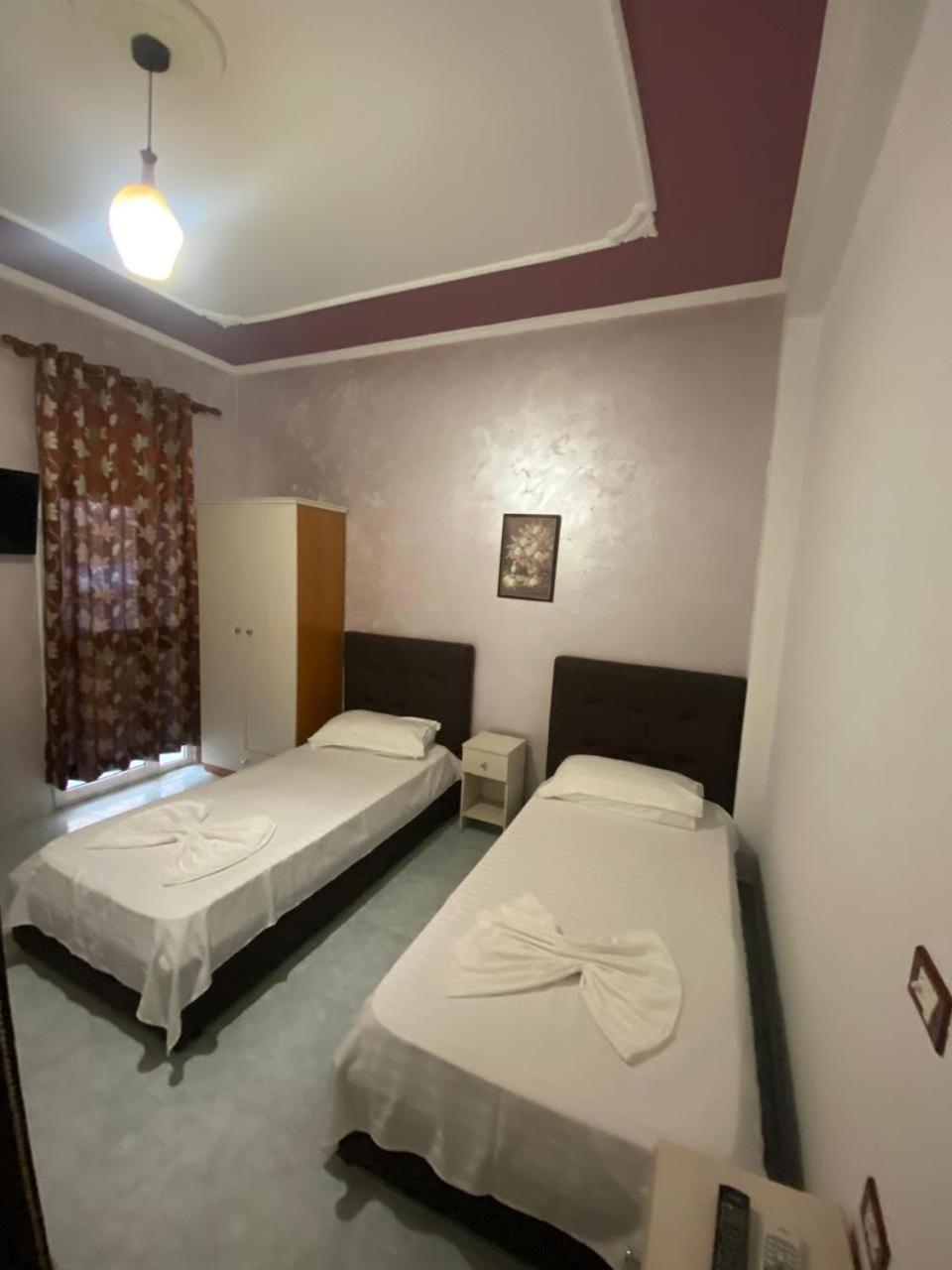 Bliss Boutique Hotel Durrës Exteriör bild
