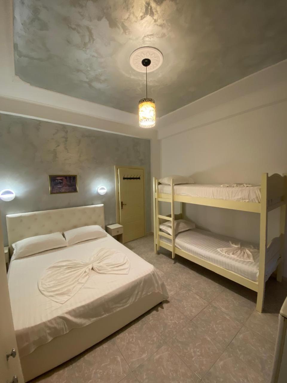 Bliss Boutique Hotel Durrës Exteriör bild