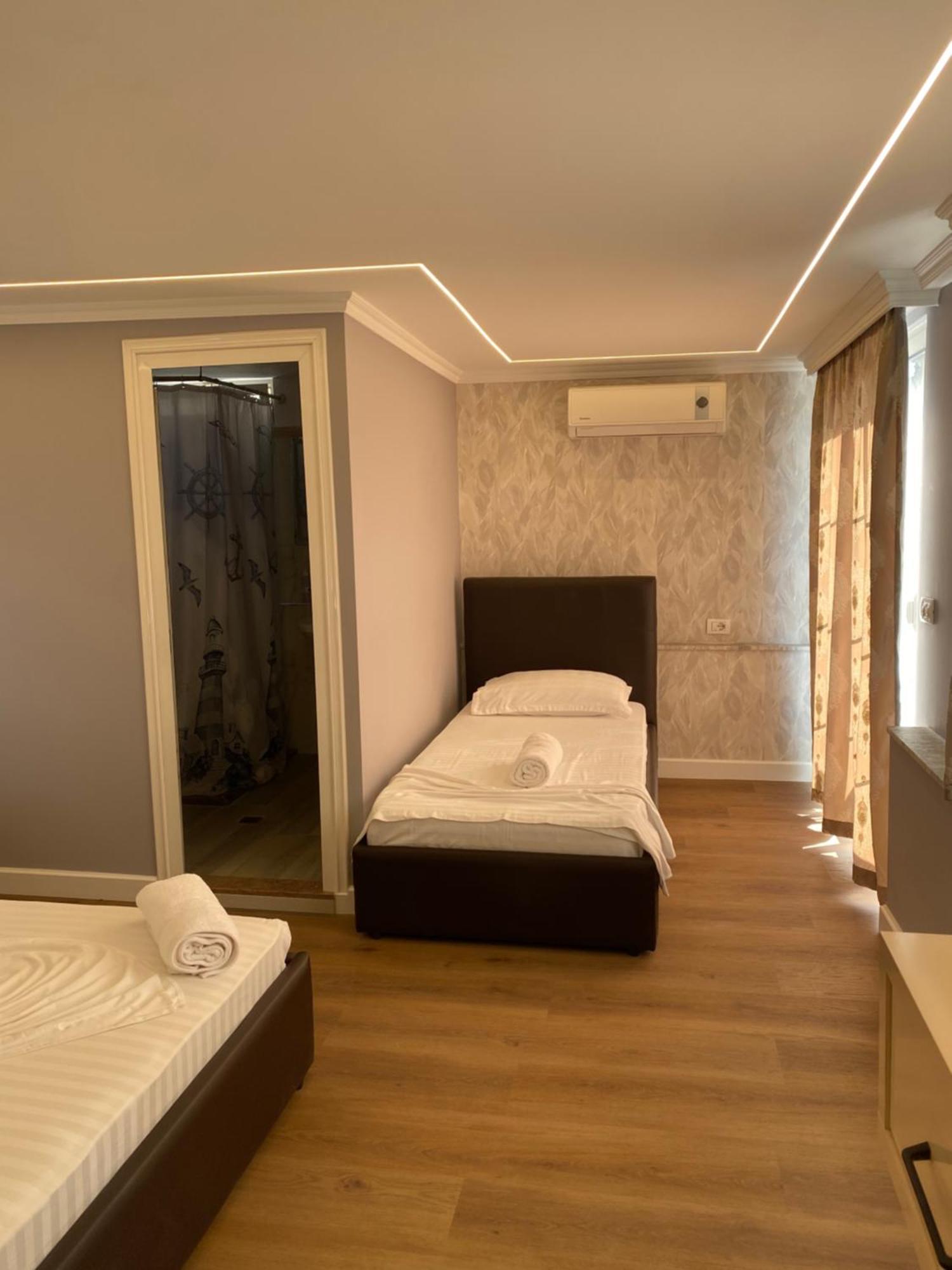 Bliss Boutique Hotel Durrës Exteriör bild