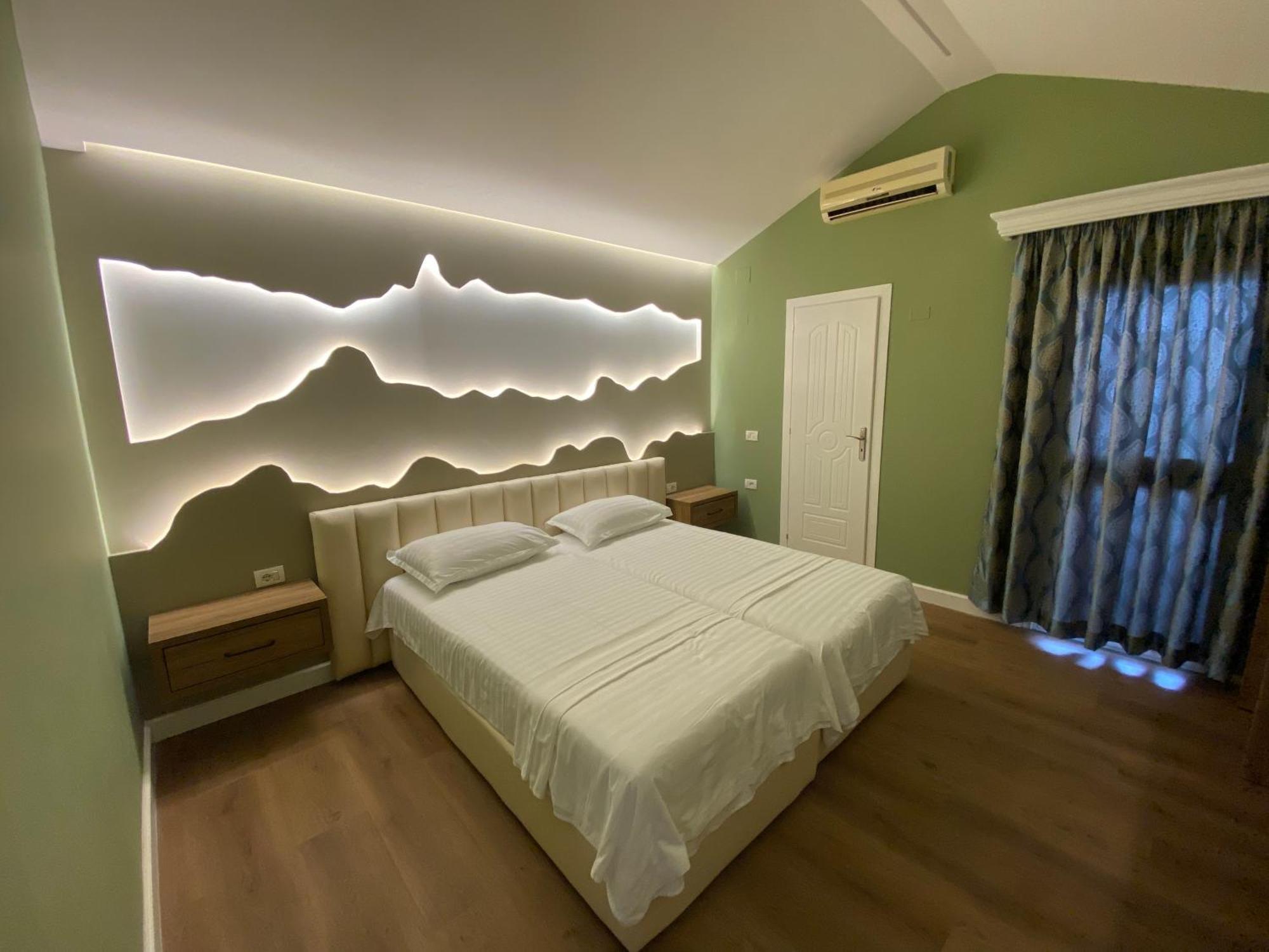 Bliss Boutique Hotel Durrës Exteriör bild
