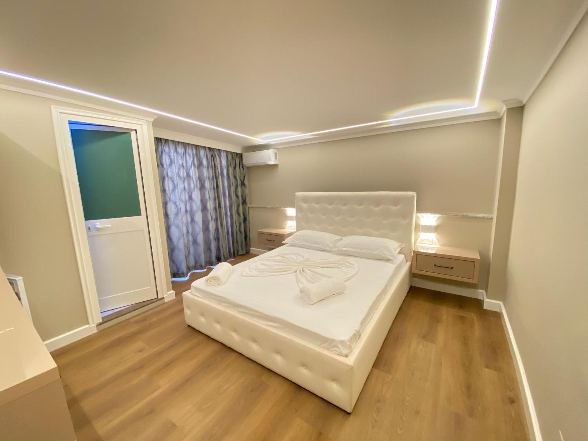 Bliss Boutique Hotel Durrës Exteriör bild
