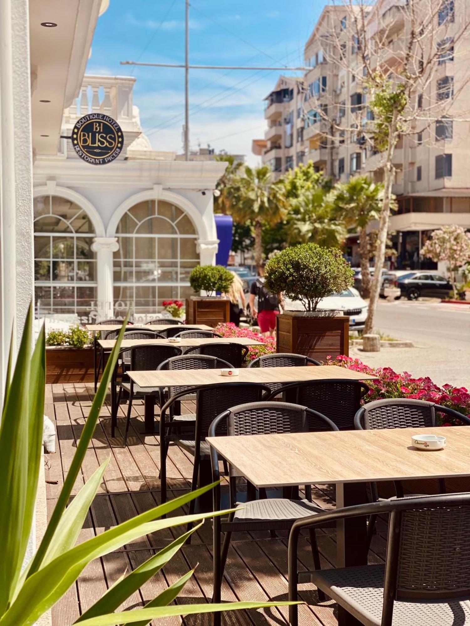 Bliss Boutique Hotel Durrës Exteriör bild